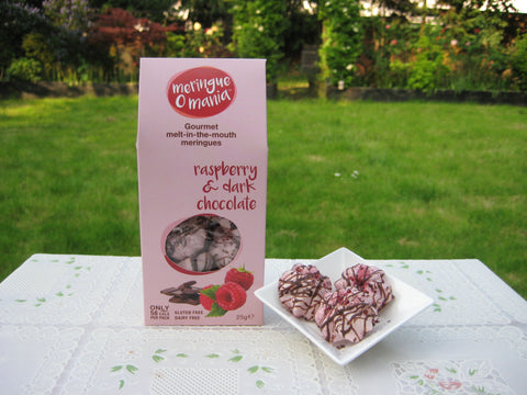 Gourmet Bitesize Meringues with Freeze Dried Fruit or Fruit Juices